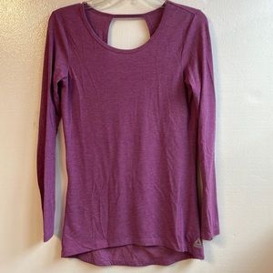 Reebok open back long sleeve knit athletic workout shirt size medium